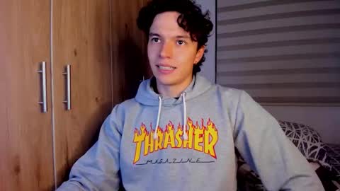 mastrangelo_x online show from December 20, 2025, 4:08 am