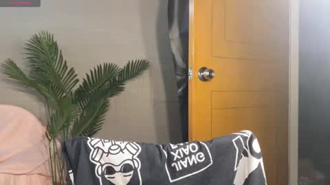 SuSu online show from September 19, 2025, 3:08 am