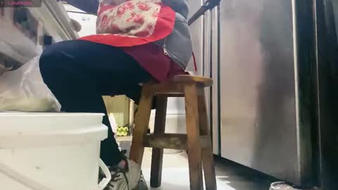 SuSu online show from November 26, 2025, 4:24 am