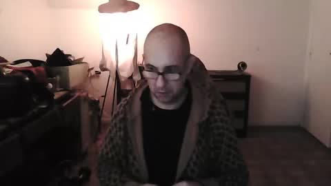 mat11efou online show from February 2, 2025, 7:46 pm