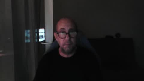 mat11efou online show from October 8, 2025, 7:33 pm