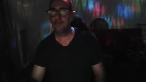 mat11efou online show from November 28, 2025, 2:14 am