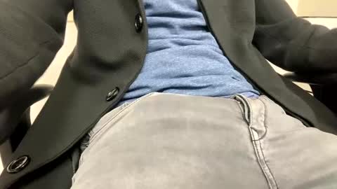 Snapshot of matcris90 chatting on December 7, 2024, 6:59 pm matcris90 online show from December 7, 2024, 6:59 pm