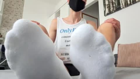 Snapshot of matejbae chatting on May 10, 2026, 2:44 pm MATEJBAE online show from May 10, 2026, 2:44 pm