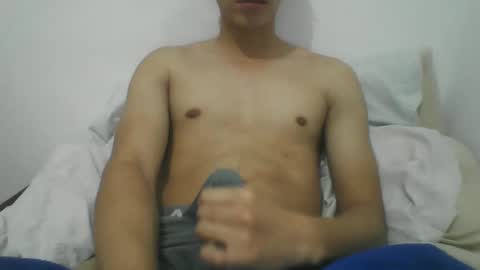 mateo19333 online show from December 25, 2024, 10:16 pm