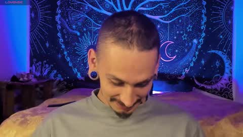 Mateo online show from February 1, 2025, 1:02 am