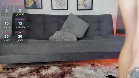 MATEO HUNTER online show from December 1, 2025, 2:38 am