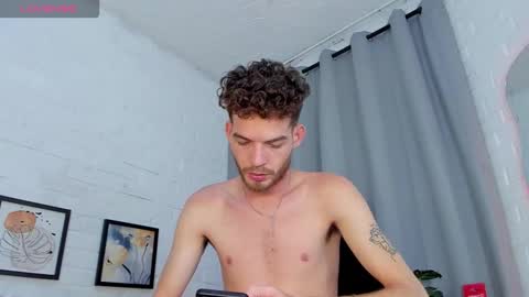 MATEO HUNTER online show from December 19, 2025, 6:42 am