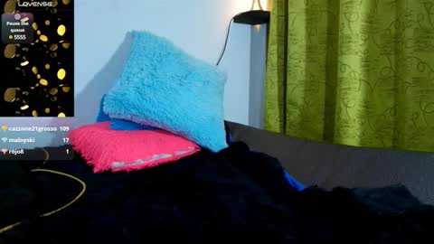 Snapshot of mateo_nick chatting on February 13, 2025, 3:18 am Mateo and Noah online show from February 13, 2025, 3:18 am