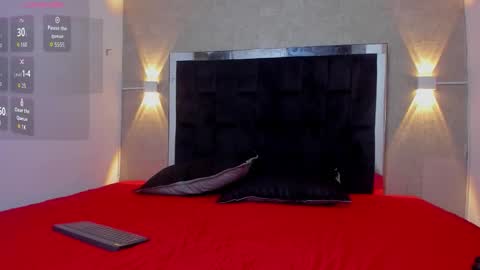 Snapshot of mateo_nick chatting on November 14, 2025, 6:06 pm Mateo and Noah online show from November 14, 2025, 6:06 pm