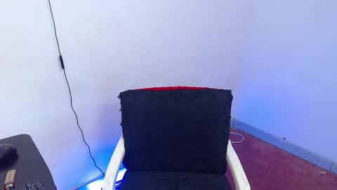 Snapshot of mateo_nick chatting on March 2, 2026, 8:04 pm Mateo and Noah online show from March 2, 2026, 8:04 pm