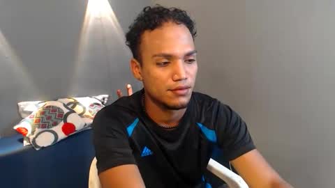 Snapshot of mateo_nick chatting on April 9, 2026, 5:18 pm Mateo and Noah online show from April 9, 2026, 5:18 pm