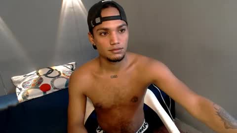 Snapshot of mateo_nick chatting on April 19, 2026, 6:21 pm Mateo and Noah online show from April 19, 2026, 6:21 pm