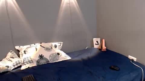 Snapshot of mateo_nick chatting on April 21, 2026, 6:01 pm Mateo and Noah online show from April 21, 2026, 6:01 pm