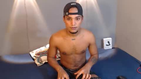 Snapshot of mateo_nick chatting on April 24, 2026, 8:33 pm Mateo and Noah online show from April 24, 2026, 8:33 pm