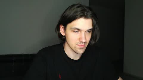 mateo_zeus online show from April 12, 2026, 8:25 pm