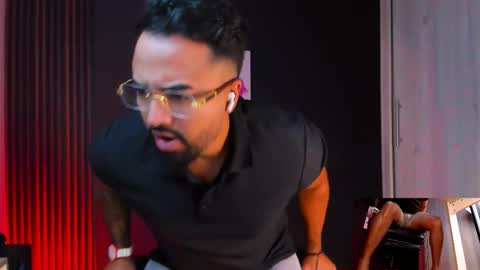 Snapshot of mateobeta chatting on November 12, 2025, 10:41 pm mate online show from November 12, 2025, 10:41 pm