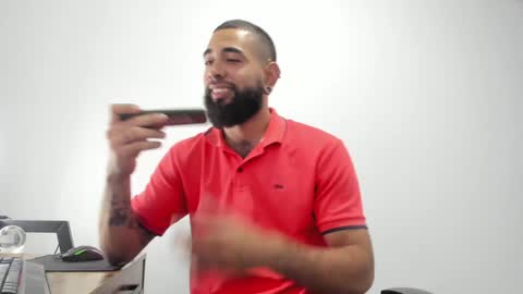 Snapshot of matheusbeard2 chatting on January 18, 2025, 9:55 pm Matheus     online show from January 18, 2025, 9:55 pm
