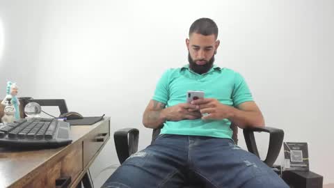 Snapshot of matheusbeard2 chatting on February 11, 2025, 5:18 pm Matheus     online show from February 11, 2025, 5:18 pm