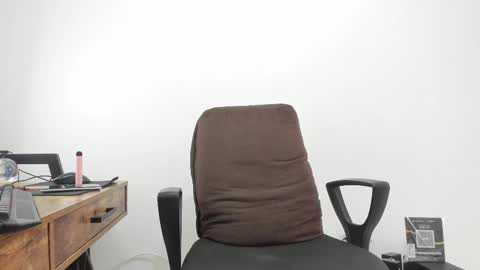 Snapshot of matheusbeard2 chatting on February 11, 2025, 8:20 pm Matheus     online show from February 11, 2025, 8:20 pm