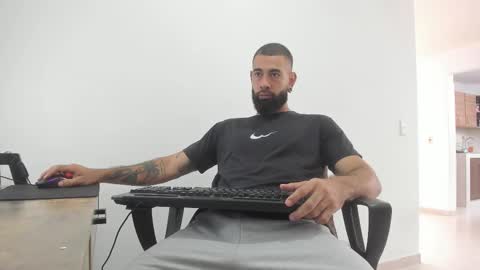 Snapshot of matheusbeard2 chatting on March 6, 2025, 3:45 pm Matheus     online show from March 6, 2025, 3:45 pm