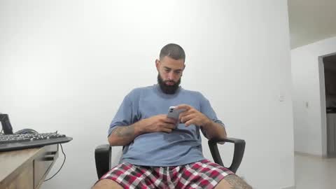Snapshot of matheusbeard2 chatting on March 11, 2025, 11:26 pm Matheus     online show from March 11, 2025, 11:26 pm