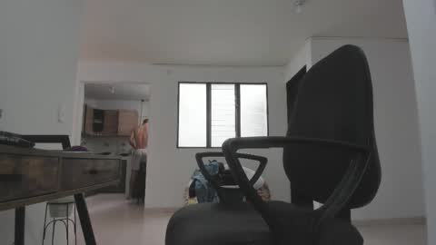 Matheus     online show from April 7, 2026, 9:48 pm