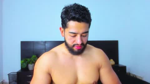 Mathew Flintt  online show from September 18, 2025, 11:51 pm