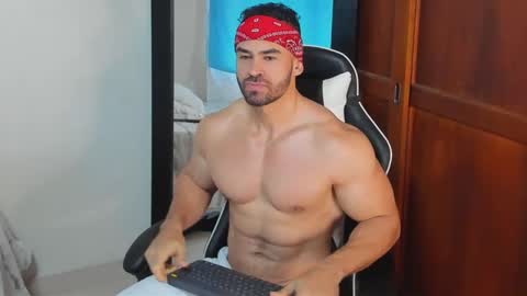 mathews_smith online show from November 1, 2025, 12:07 pm