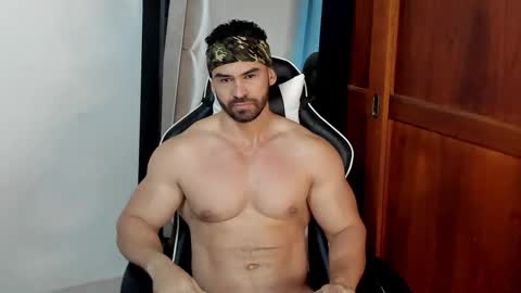 mathews_smith online show from April 1, 2026, 11:44 am