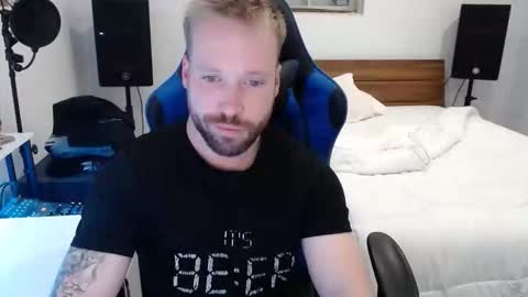 Math online show from February 19, 2026, 10:22 am