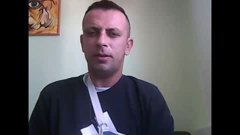 Snapshot of matoterzic48 chatting on October 28, 2025, 9:35 am toma online show from October 28, 2025, 9:35 am