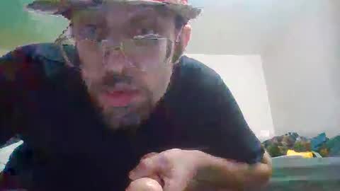 Snapshot of matt48195571828 chatting on April 8, 2026, 8:42 pm matt48195571828 online show from April 8, 2026, 8:42 pm