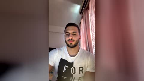 Snapshot of matt_broudy_ chatting on March 3, 2026, 4:46 pm matt_broudy_ online show from March 3, 2026, 4:46 pm