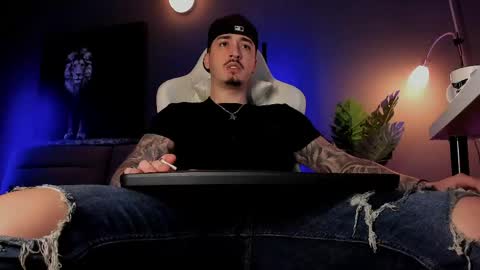 Snapshot of matt_thestud chatting on May 24, 2026, 8:19 am Matt online show from May 24, 2026, 8:19 am