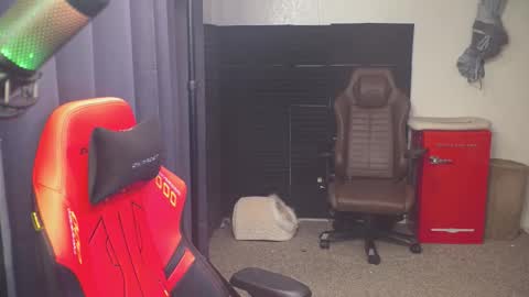 Snapshot of mattcashxxx chatting on February 6, 2026, 2:05 am Matt Cash online show from February 6, 2026, 2:05 am