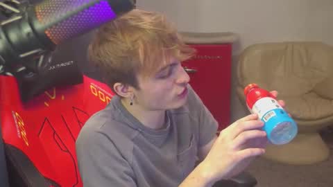 Snapshot of mattcashxxx chatting on February 19, 2026, 2:07 am Matt Cash online show from February 19, 2026, 2:07 am