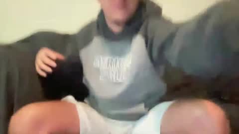 MattDawg13 online show from September 18, 2025, 12:12 am