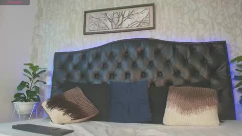 Snapshot of mattdevon chatting on February 24, 2026, 4:21 am Matt online show from February 24, 2026, 4:21 am