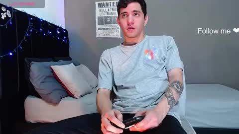 ---Matteo--- online show from December 21, 2025, 4:52 am