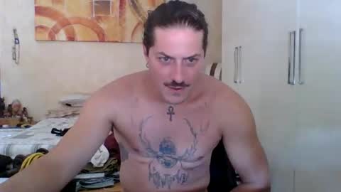 matteushh87 online show from September 16, 2025, 10:05 am