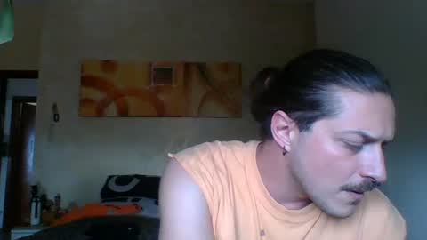 Snapshot of matteushh87 chatting on April 13, 2026, 11:27 am matteushh87 online show from April 13, 2026, 11:27 am