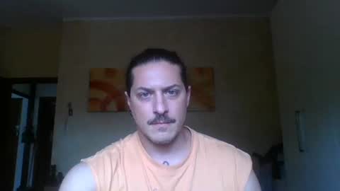 Snapshot of matteushh87 chatting on April 15, 2026, 9:27 am matteushh87 online show from April 15, 2026, 9:27 am