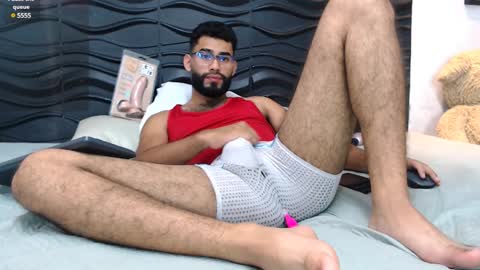 Snapshot of mattewrey chatting on February 1, 2025, 10:44 pm Mattew online show from February 1, 2025, 10:44 pm