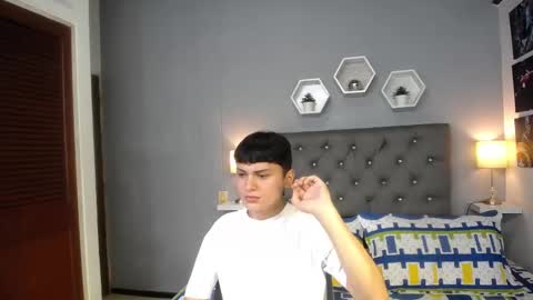  MATTHEW SANDLER online show from November 21, 2025, 3:27 am