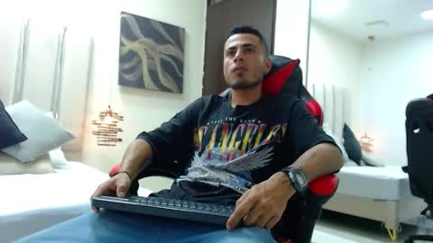 Matthew online show from December 1, 2025, 9:20 pm