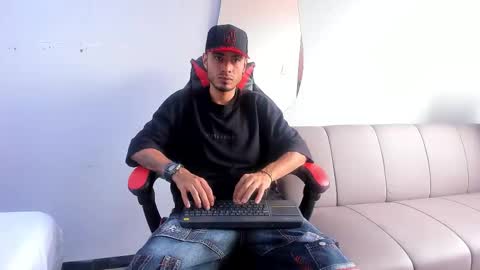 Matthew online show from December 19, 2025, 5:53 pm