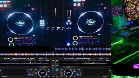 Snapshot of mattiacci chatting on November 28, 2025, 6:54 pm Matt online show from November 28, 2025, 6:54 pm