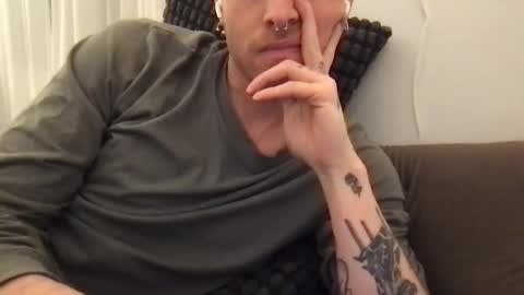 Snapshot of mattioss chatting on February 20, 2026, 11:16 pm mattioss online show from February 20, 2026, 11:16 pm