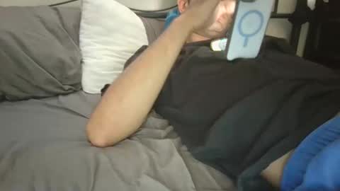 Snapshot of mattsroom123 chatting on September 28, 2025, 9:42 pm mattsroom123 online show from September 28, 2025, 9:42 pm